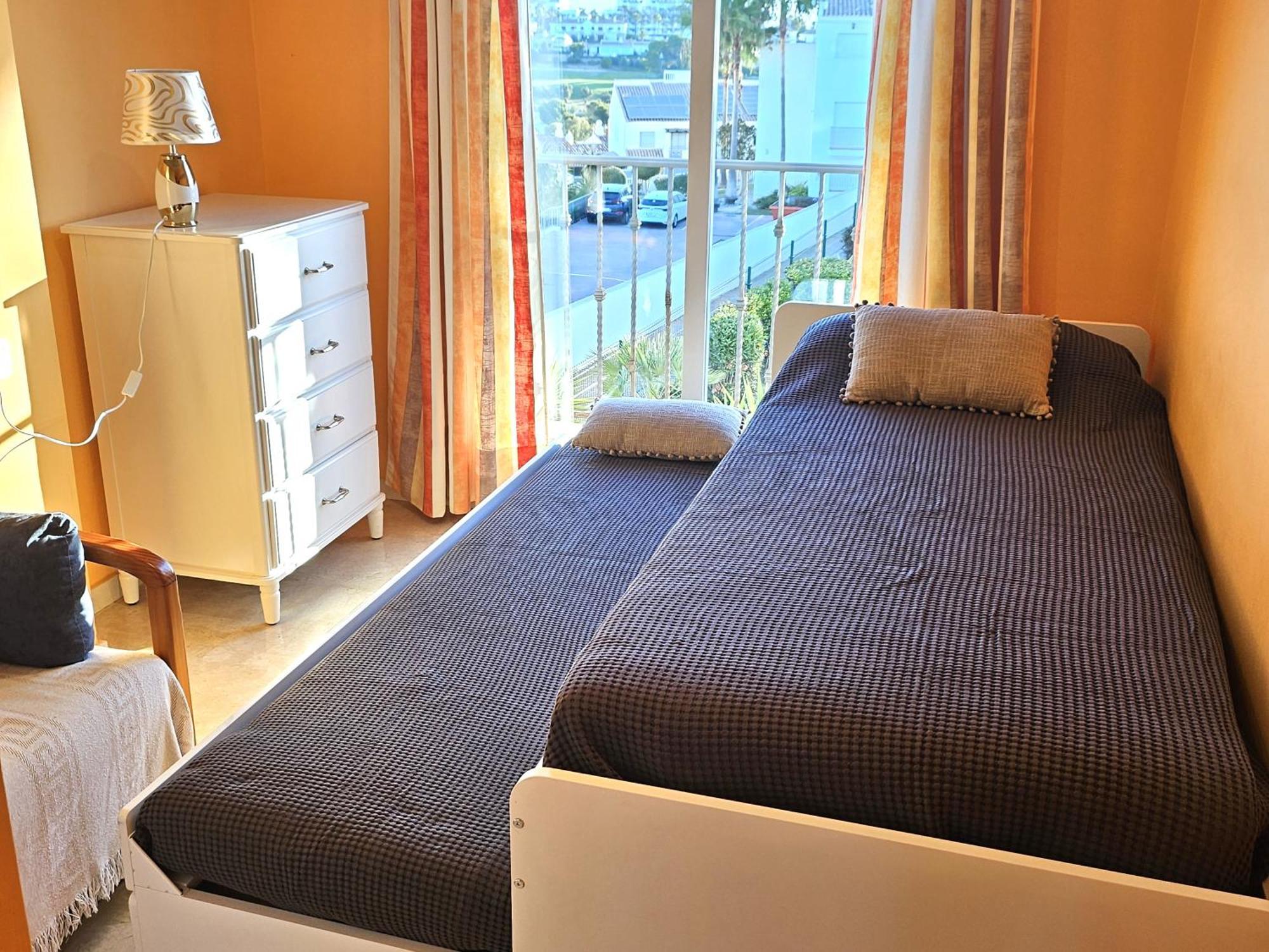 3 Bedrooms With Pool & Parking, Close To Sea And Gibraltar Manilva Exterior foto